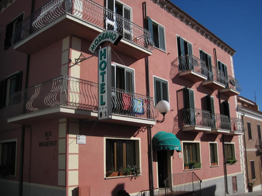 Hotel Moderno Santa Teresa Gallura Eksteriør billede